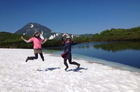 The Latest in Japan? Cherry Blossoms that Bloom in July, My Lake Rausu Trekking Experience!