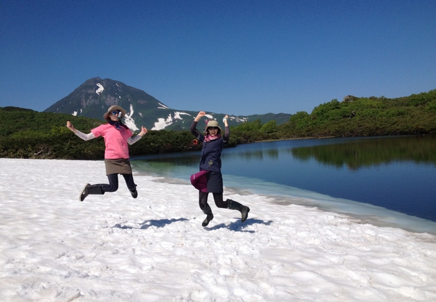 The Latest in Japan? Cherry Blossoms that Bloom in July, My Lake Rausu Trekking Experience!