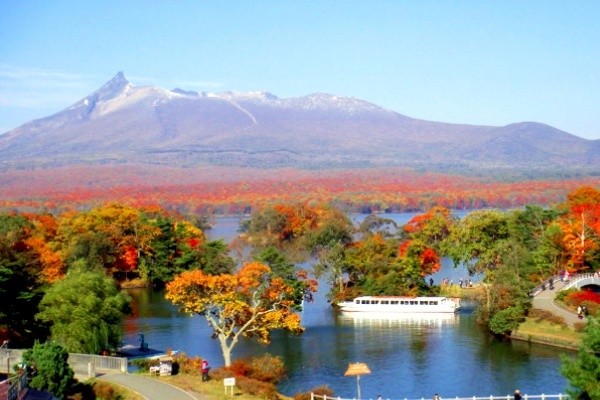 Autumn Leaves of Onuma