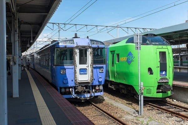 北海道新幹線を比較
