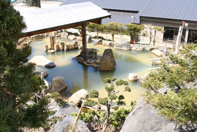豊平峡温泉 ひろーい源泉かけ流し露天風呂とインドカレーが美味しい札幌近郊日帰り温泉