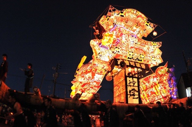 沼田町夜高あんどん祭り