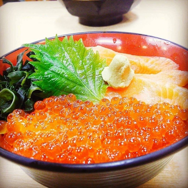 北の漁場 おたる運河店　親子丼