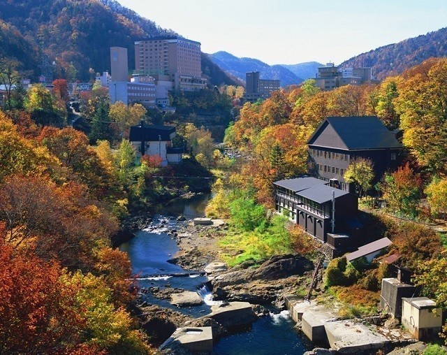 定山渓温泉街