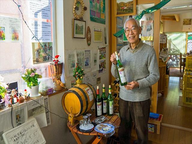 ばんけい峠のワイナリー　田村修二さん