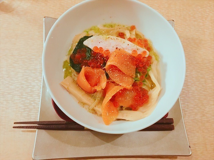 札幌　ラーメン　西洋料理・麺ヌイユ