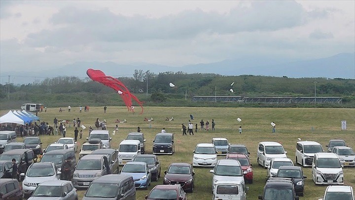 はまなすの丘公園　カイトフェスティバル