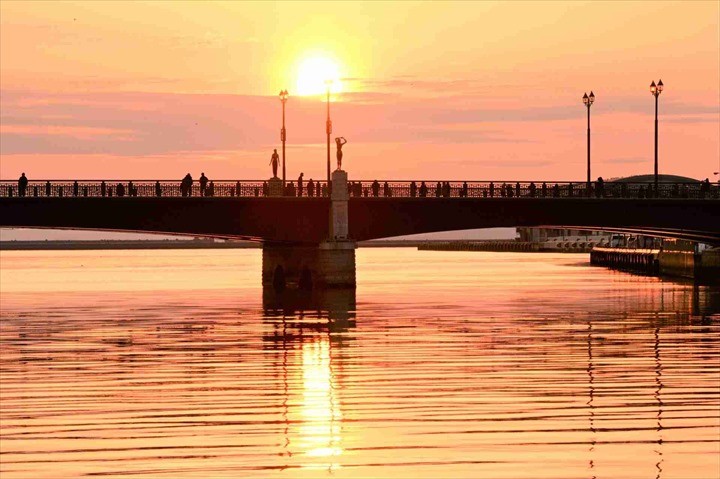 釧路　幣舞橋　夕日