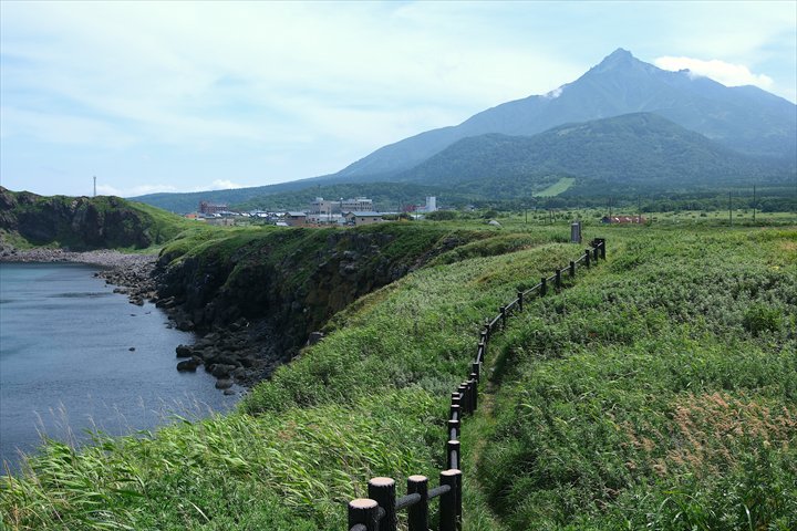 夏　北海道 利尻島
