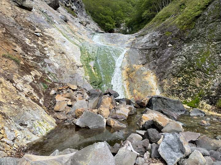 知床観光 カムイワッカ湯の滝