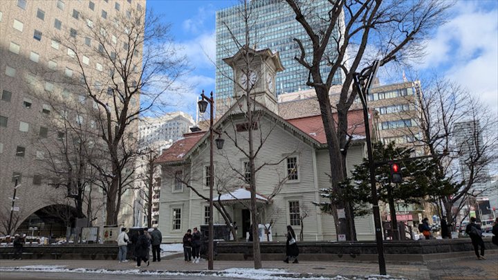 札幌　地下　札幌時計台