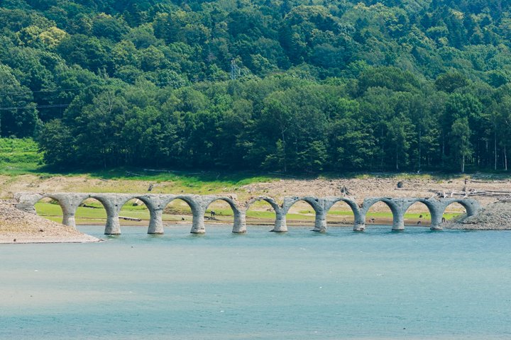 扇ヶ原展望台　糠平湖